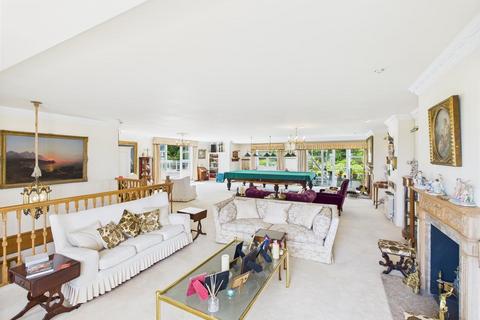 3 bedroom penthouse for sale, Impressive 3,500 sq. ft Penthouse Apartment