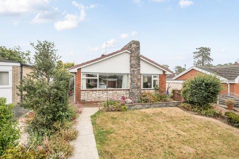 Raylaw Avenue, Guilsfield, Welshpool, Powys, SY21