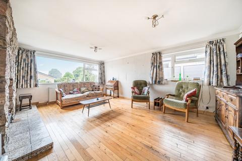 3 bedroom bungalow for sale, Raylaw Avenue, Guilsfield, Welshpool, Powys, SY21