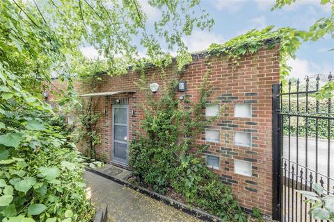 undefined, Mapesbury Road, London NW2