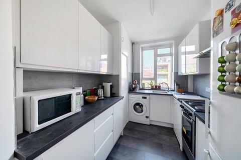 3 bedroom flat for sale, Vauxhall Street, London, SE11