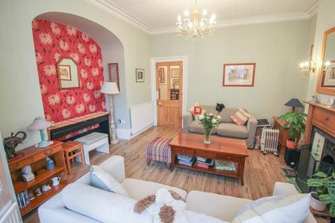 4 bedroom house for sale, Coombe Road, Hillside