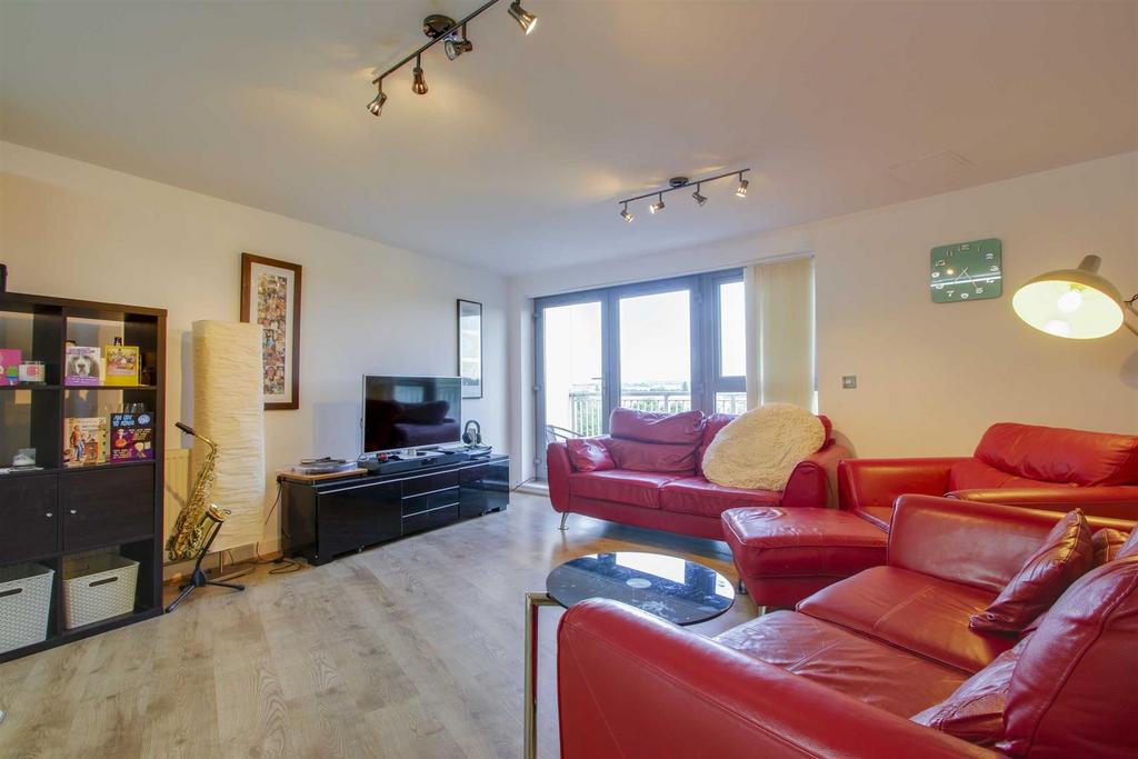 Open plan lounge dining area