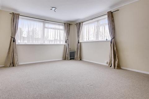 Studio for sale, Cedar Court, Tarring Road, Worthing