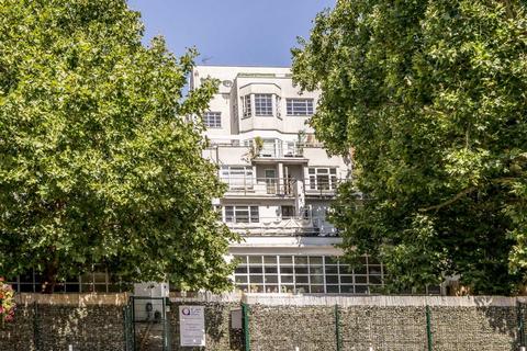 2 bedroom flat for sale, Uxbridge Road, London W5