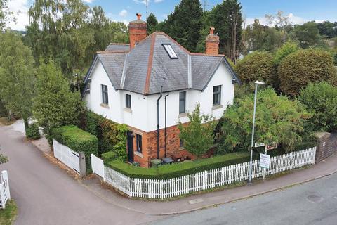 4 bedroom detached house for sale, Westfield Lane, Leicester LE7
