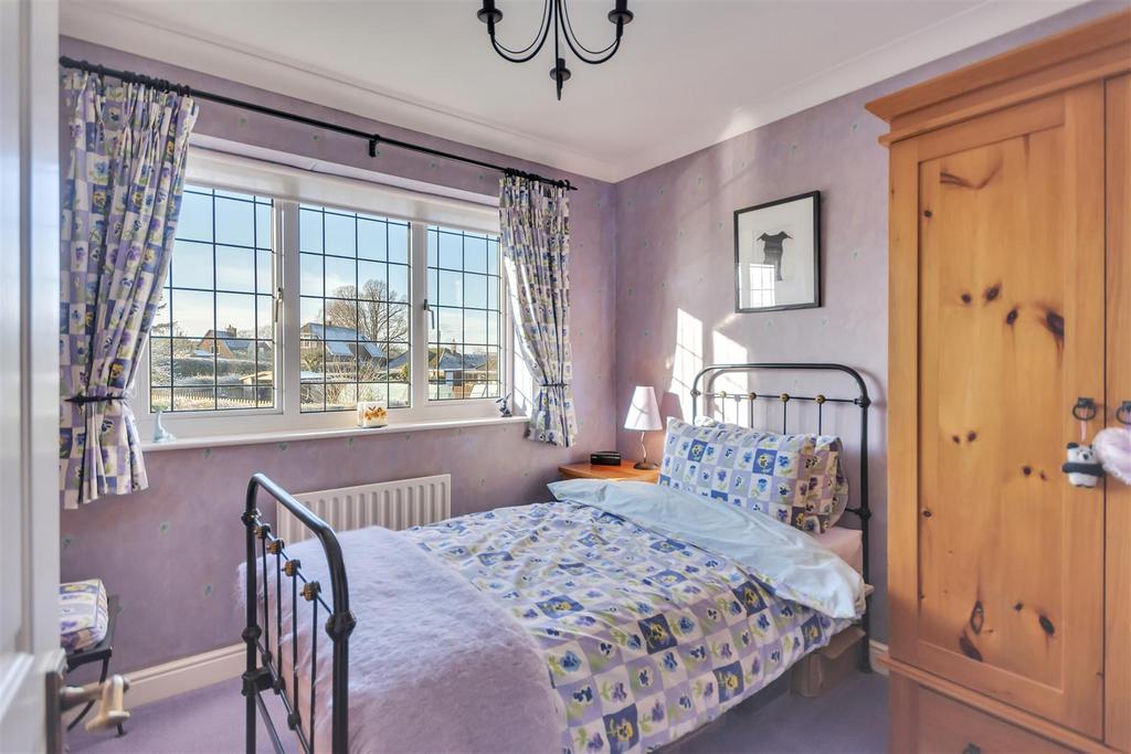Bed5.jpg