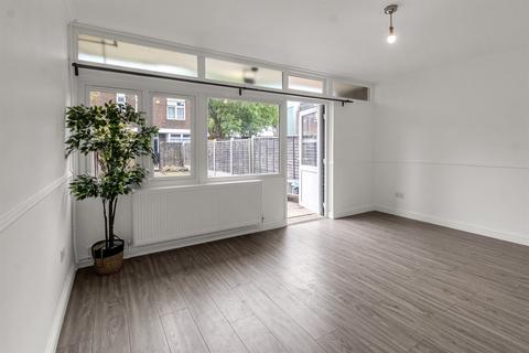 undefined, Roebourne Way, E16