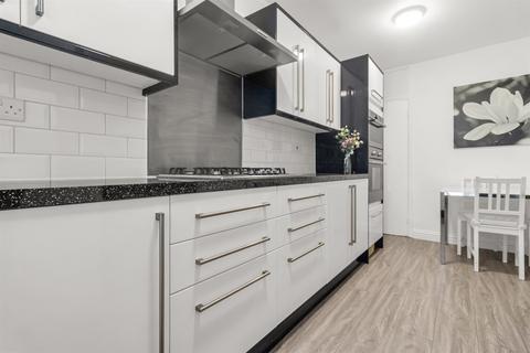undefined, Roebourne Way, E16