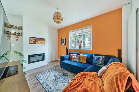 undefined, Fairfield Grove, Charlton