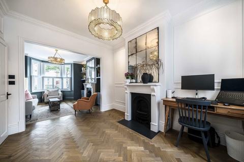 42 Trevelyan Road, London, SW17 9LN
