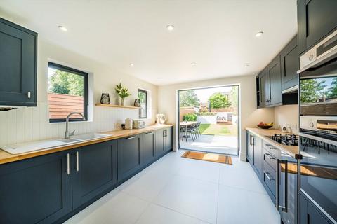 42 Trevelyan Road, London, SW17 9LN