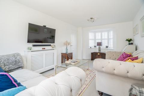 7 Anglesey View, Newton Leys, Milton Keynes, MK3 5GA