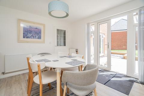 7 Anglesey View, Newton Leys, Milton Keynes, MK3 5GA