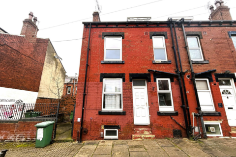 2 bedroom terraced house to rent, Leeds LS6