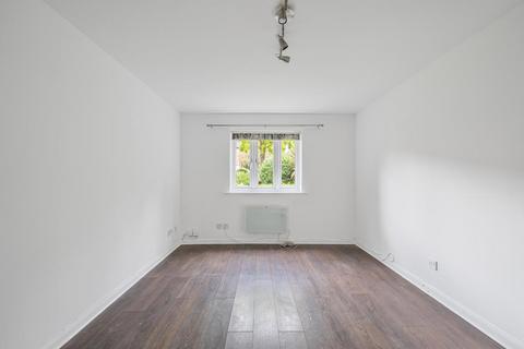 2 bedroom flat for sale, Colindeep Lane,  London,  NW9