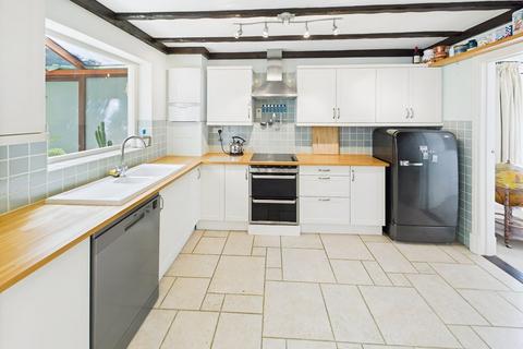 4 bedroom detached house for sale, Woolston Road, Southampton SO31