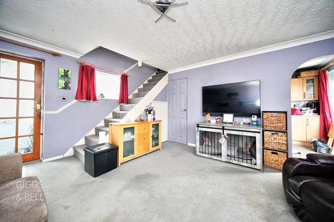 3 bedroom detached house for sale, Wolston Close, Luton, Bedfordshire, LU1