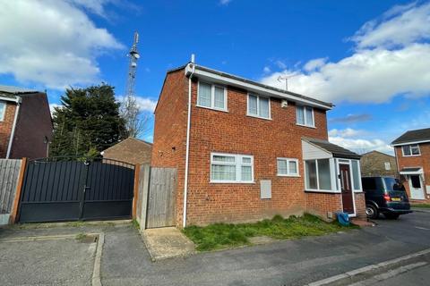 Wolston Close, Luton, Bedfordshire, LU1