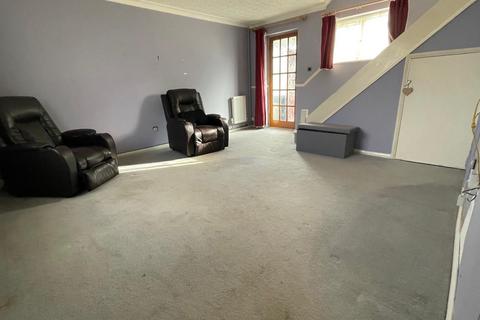 undefined, Wolston Close, Luton, Bedfordshire, LU1