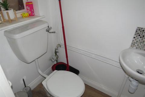 3 bedroom terraced house for sale, Camden Close, Birmingham B36