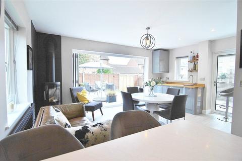 30 Bridge Mead, Ebley, Stroud, GL5 4BP