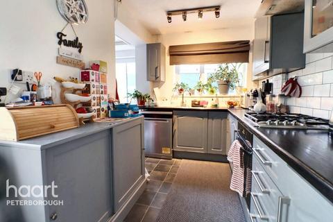 2 bedroom semi-detached house for sale, Lavender Crescent, Peterborough