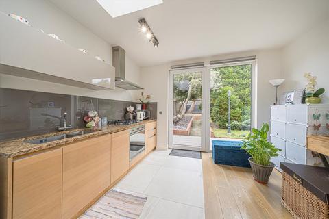 6 bedroom semi-detached house for sale, Harewood Road, Isleworth TW7