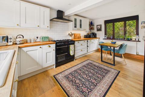 3 bedroom semi-detached house for sale, Bankside, Wadhurst, TN5