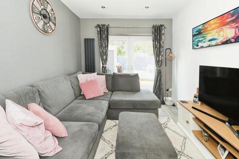 59 Queensway, Skellingthorpe, Lincoln, LN6 4RJ