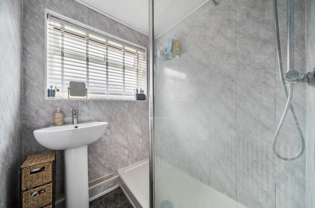 1336957-13-68a3744874c20