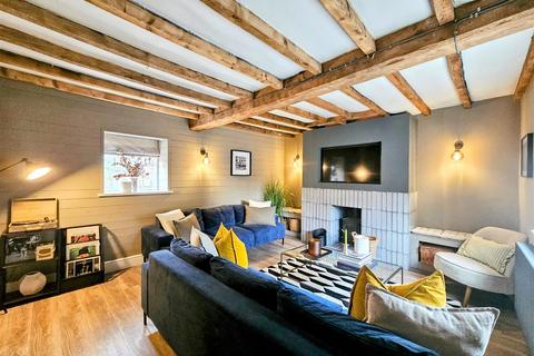 4 bedroom house to rent, Church House, High Street, Claverley, Wolverhampton