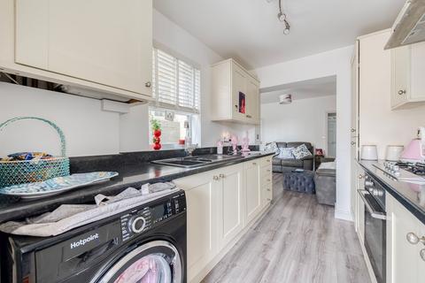 3 bedroom terraced house for sale, Albemarle Road, Gorleston