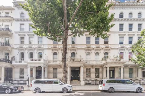 Studio for sale, Queens Gate, South Kensington, London, SW7