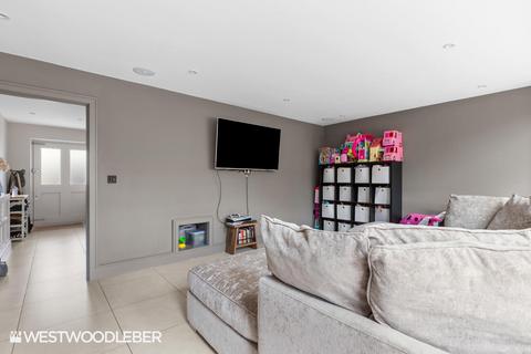 undefined, Ivy Terrace, Hoddesdon EN11