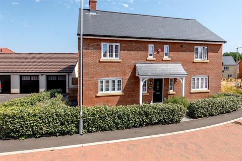Cotlake Drive, Taunton