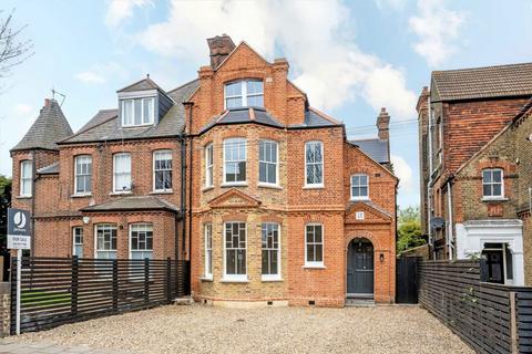 undefined, Killieser Avenue, London SW2