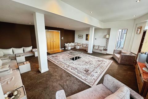 2 bedroom flat to rent, Park Row, Leeds, West Yorkshire, UK, LS1