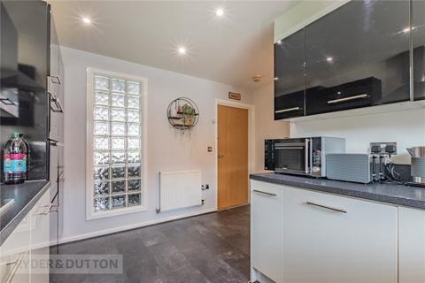 5 Acorn Close, Chadderton, Oldham, OL9 7FJ