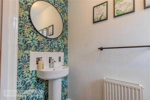 5 Acorn Close, Chadderton, Oldham, OL9 7FJ