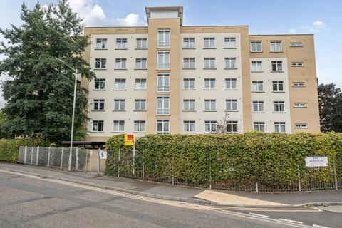 Kenavon Drive,  Reading,  Berkshire,  RG1