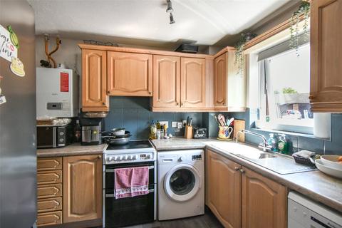 12 Nursery Close, Hook, RG27 9QX