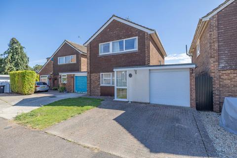 3 bedroom detached house for sale, Kiln Close, Challock, Ashford, Kent, TN25