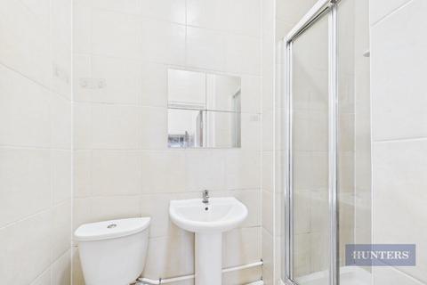 Studio to rent, Millbrook Road East, Southampton