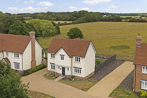 4 bedroom detached house for sale, Pindar Gardens, Ashfield Road, Elmswell