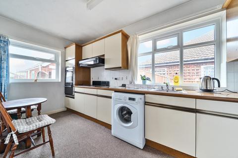 undefined, Westward Ho, Grimsby, Lincolnshire, DN34