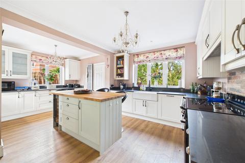 14 The Square, Spencers Wood, Reading, RG7 1BS