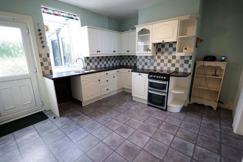 2 bedroom terraced house for sale, Hollins Road, Barnoldswick, BB18