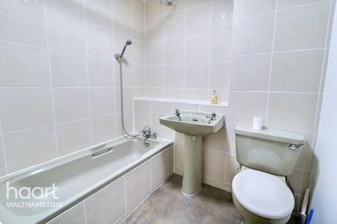 1 bedroom apartment for sale, Cairo Road, London