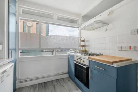 3 bedroom maisonette for sale, Oakshott Court, Polygon Road, London, NW1